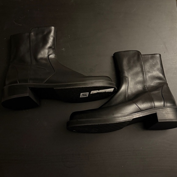 STUART WEITZMAN 5050 Bold ZIP ankle boots BLACK LEATHER 8 - Picture 5 of 7